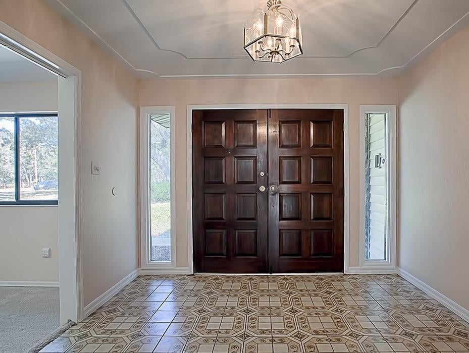 Two Fruitland Park, FL Homes For Sale Pools, 5+ Acres, & A Waterfront